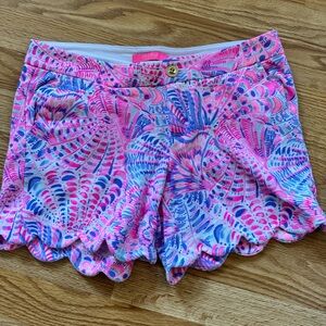 Lilly Pulitzer buttercup stretch shorts size 6